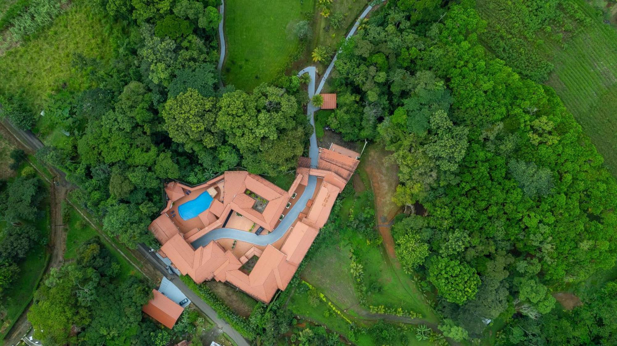 Serenity Rainforest Condos La Fortuna Eksteriør billede